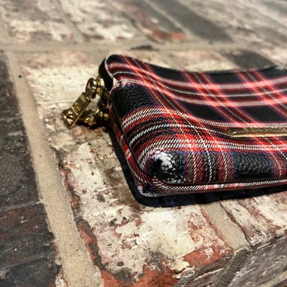 Wristlet - Picture 2 of 2